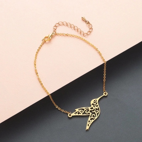 NEW!💙💎CHARMING💛GOLDEN HUMMINGBIRD💛BRACELET💎💙 - Picture 2 of 8